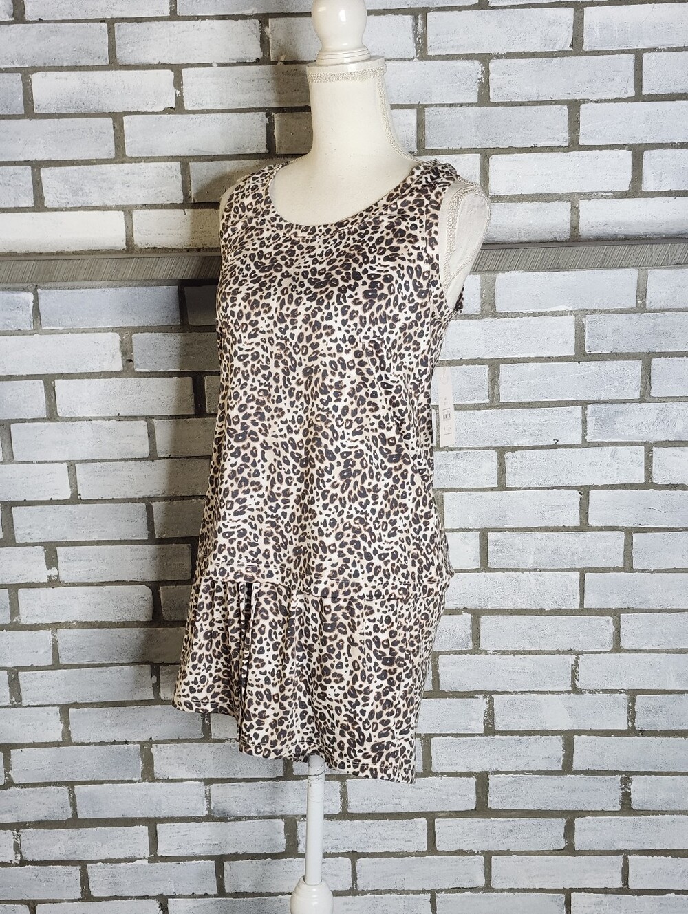 • NWT Joyspun Dreamy Soft Leopard Pajama Set XS 0-2 Multicolor Knit Tank Shorts